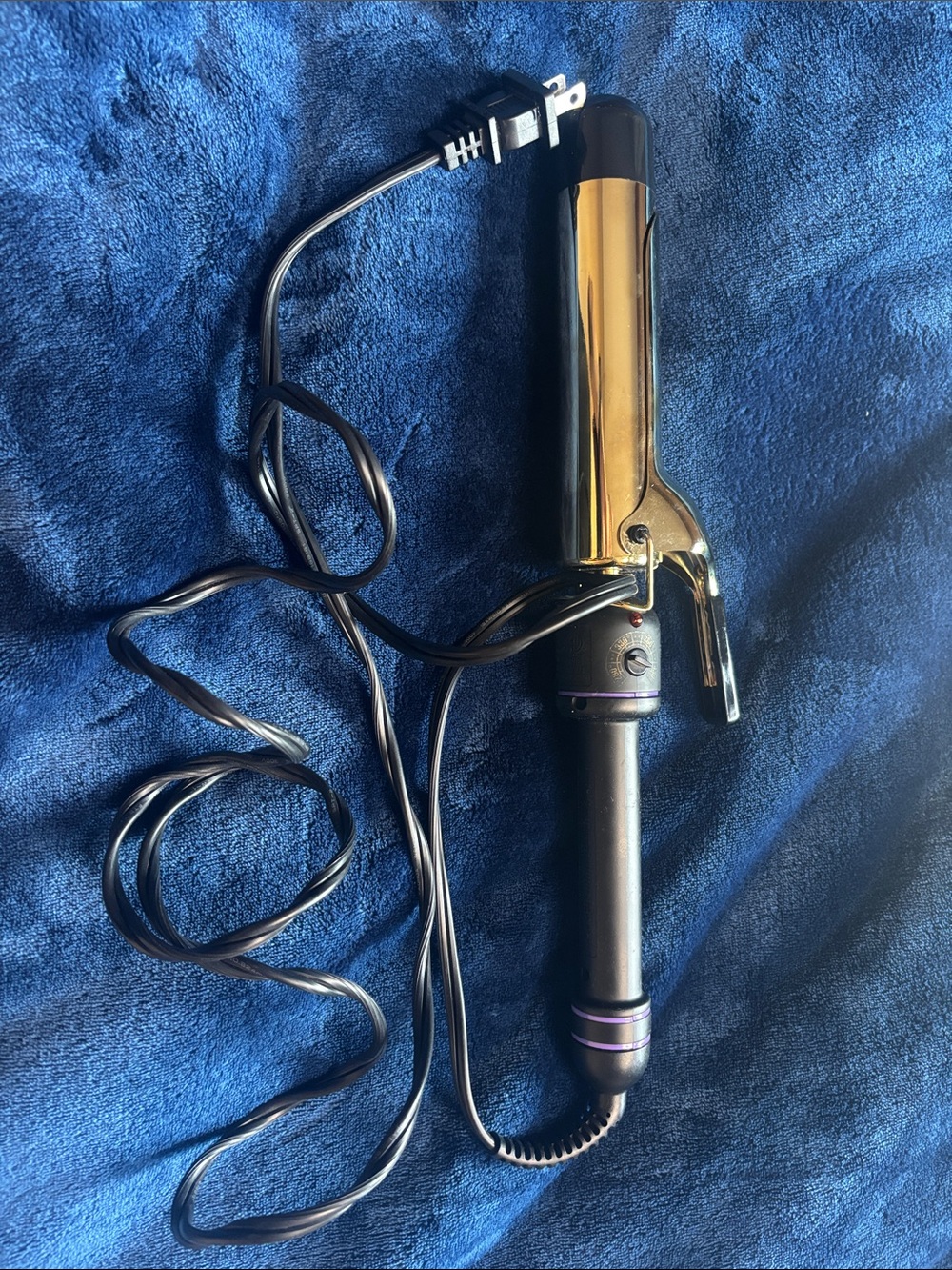 Hot Tools 1.5 inch barrel Curling Iron - Portable Hair Styling Tool